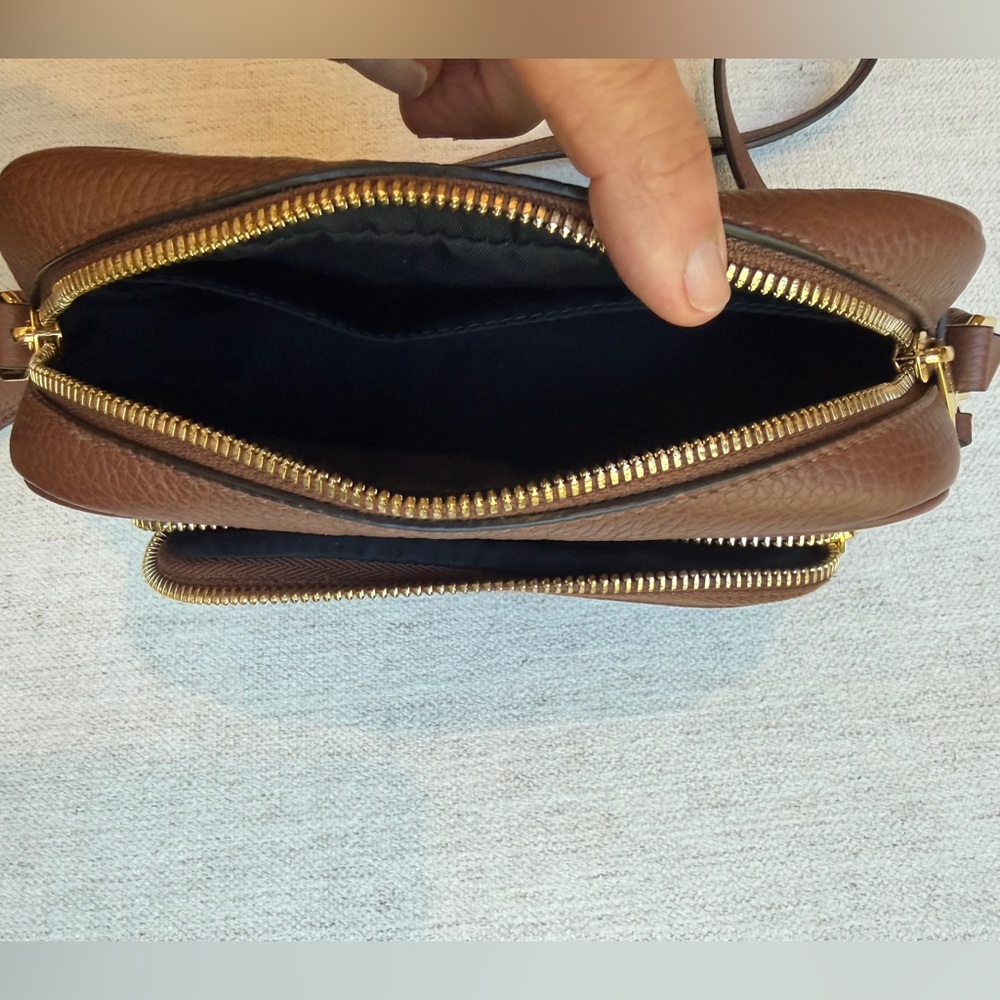 Burberry Brown Pebbled Leather Camera Style Bag - Picture 7 of 7
